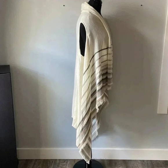 Cristina Chiti | Beach  Cover Up/ Shall - Picture 3 of 6